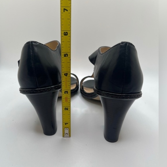 Circa Joan & David Women”s DIMORASHA Black Leather T- Strap Heels Size 7.5 - Picture 10 of 12
